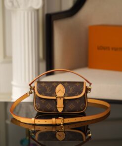 LV NANO DIANE – BROWN – MONOGRAM CANVAS – GOLD