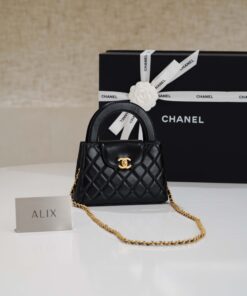 CHANEL KELLY – BLACK – SHINY AGED CALFSKIN – GOLD